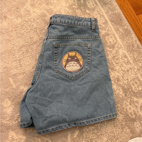 My Neighbor Totoro size 7 Embroidered Patch High Waisted Jean Shorts Blue - Picture 5 of 7